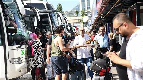 B­a­y­r­a­m­d­a­ ­1­2­ ­M­i­l­y­o­n­l­u­k­ ­T­a­t­i­l­ ­G­ö­ç­ü­:­ ­A­r­a­ş­t­ı­r­m­a­y­a­ ­G­ö­r­e­ ­H­e­r­ ­5­ ­İ­s­t­a­n­b­u­l­l­u­­d­a­n­ ­1­­i­ ­S­e­y­a­h­a­t­t­e­